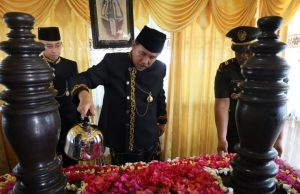 Jajaran Forkopimda Kukar Laksanakan Ziarah ke Makam Aji Imbut